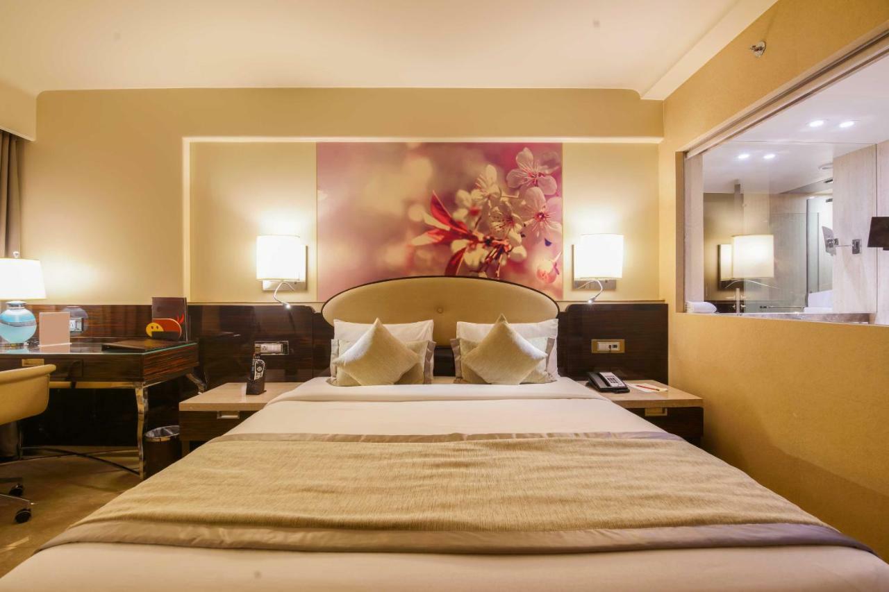 Sai Palace Grand, Malad Mumbai Luaran gambar